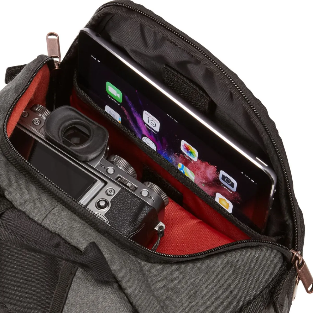 Camera Backpacks*Case Logic Era small camera backpack Obsidian