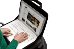 Laptop Cases*Case Logic laptop sleeve 13.3