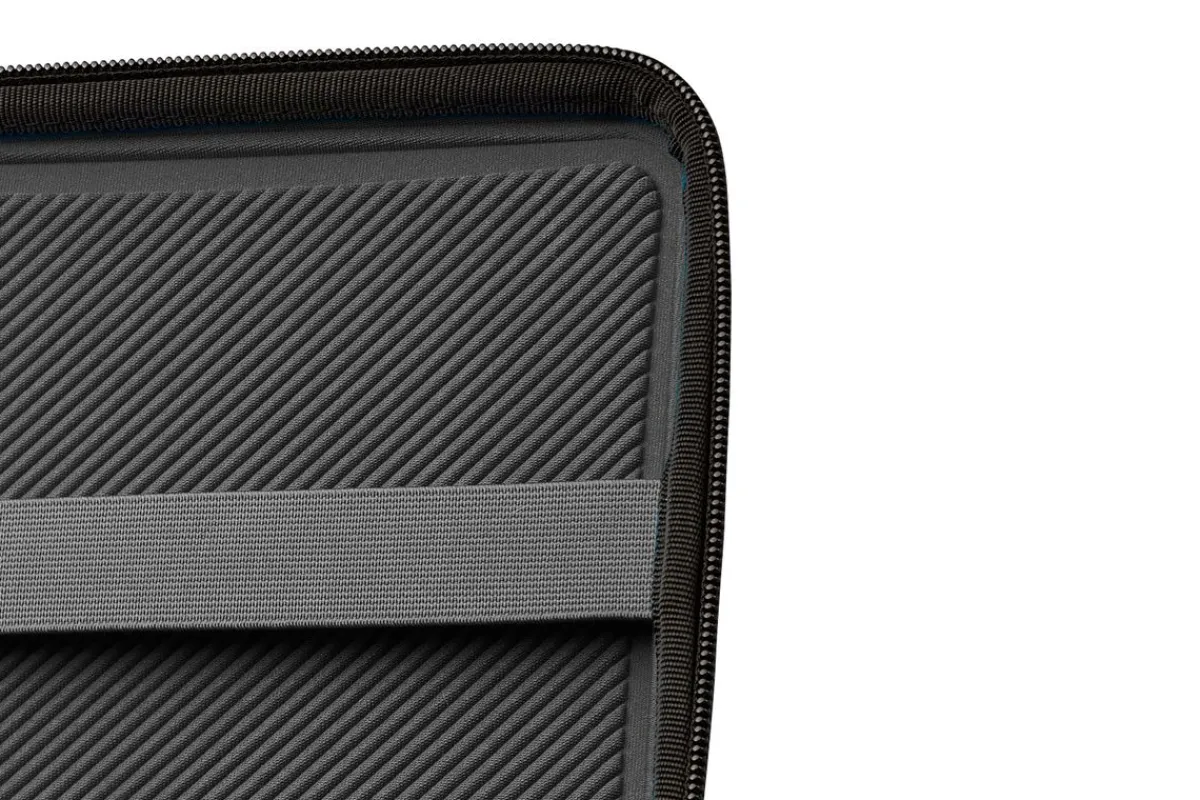 Hard Drive Cases*Case Logic portable hard drive case portable hard drive case Black